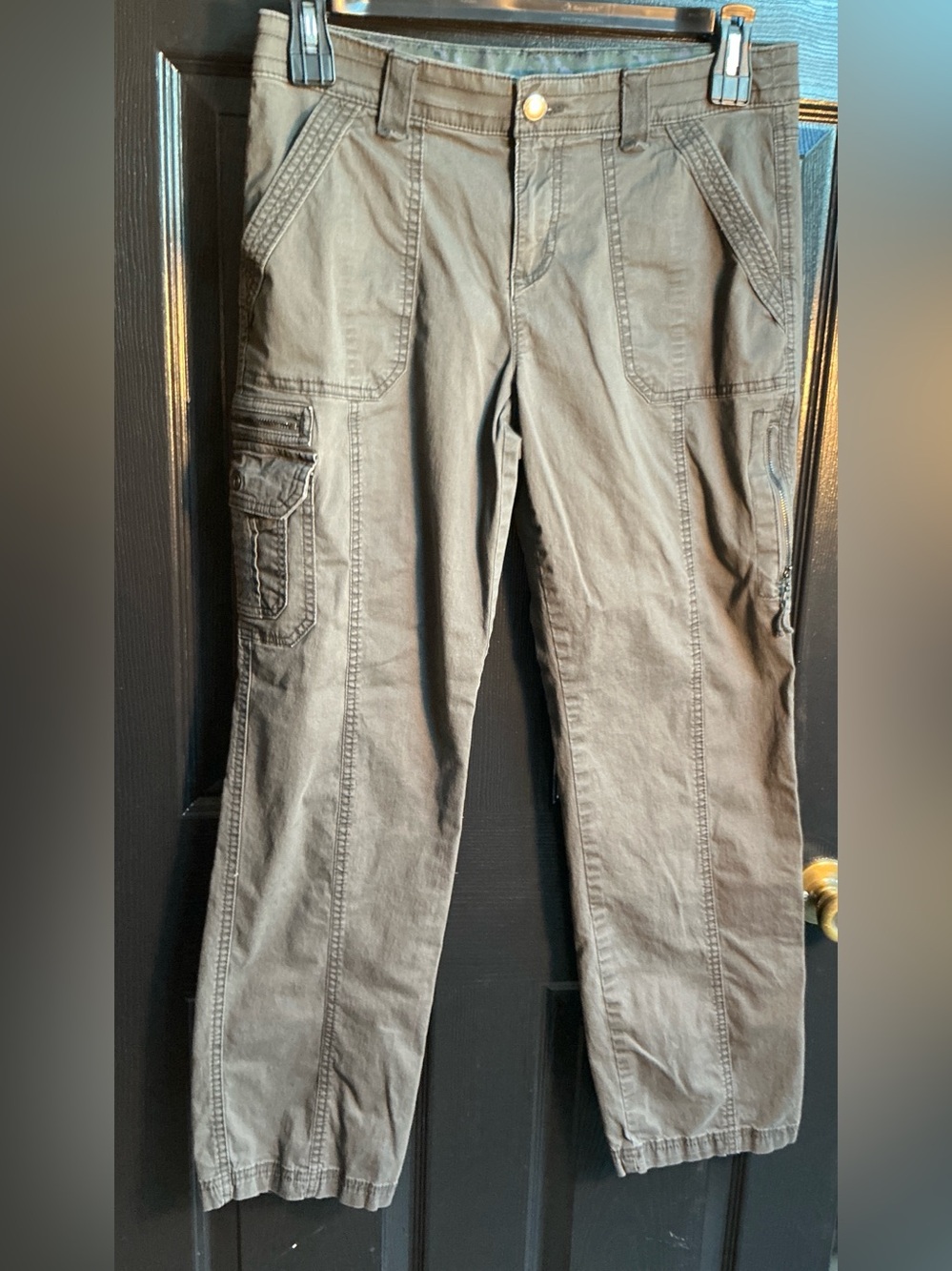 Natural Reflections Women’s Olive Green Cargo Pants